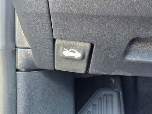 New 2026 Kia K4 LX image 19