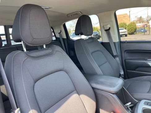 Used 2016 Chevrolet Colorado LT w/ LT Convenience Package image 15