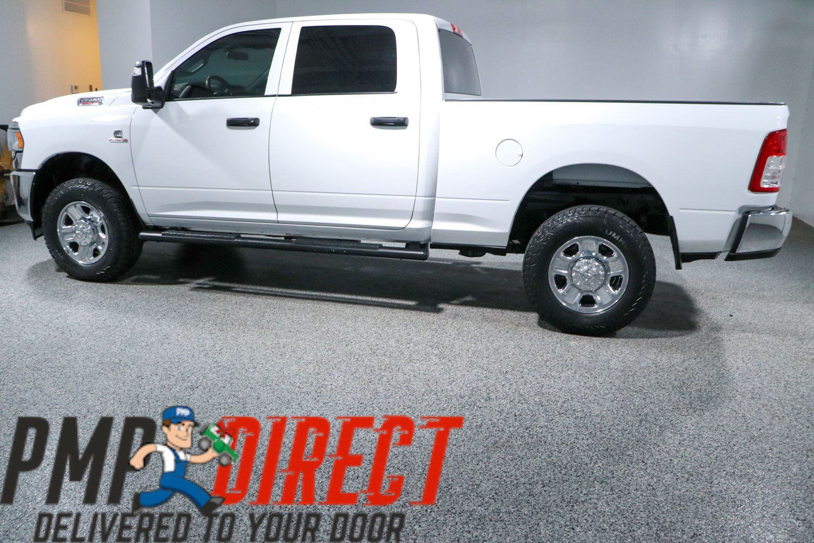 Used 2024 RAM 2500 Tradesman w/ Chrome Appearance Group AWD/4WD image 10