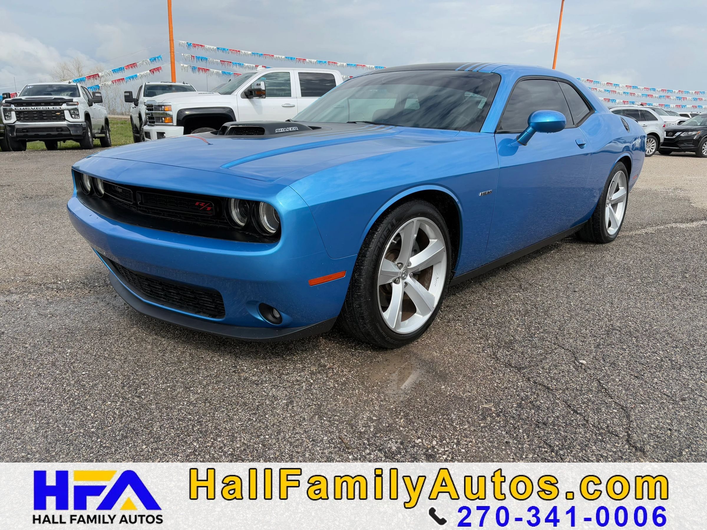 Used 2015 Dodge Challenger R/T RWD image 1
