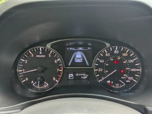 Used 2014 Nissan Pathfinder S AWD/4WD image 28