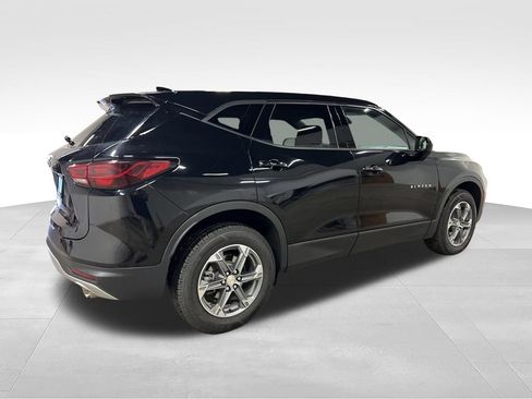 Certified 2023 Chevrolet Blazer LT AWD/4WD image 9