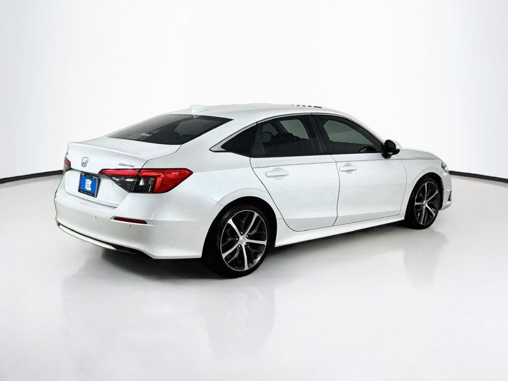 Used 2022 Honda Civic Touring image 8