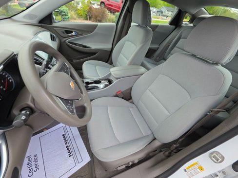 Used 2021 Chevrolet Malibu LT FWD image 26