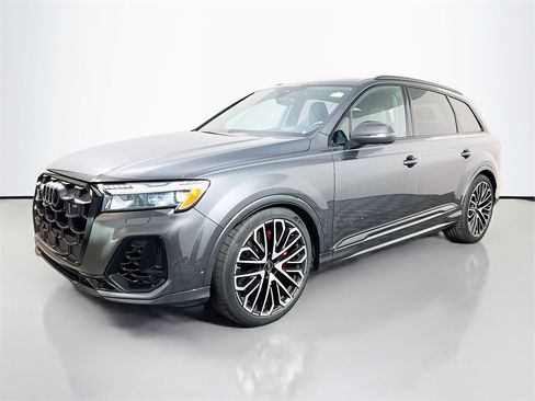 New 2026 Audi SQ7 Prestige image 3