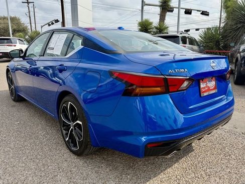 Certified 2025 Nissan Altima 2.5 SR image 5