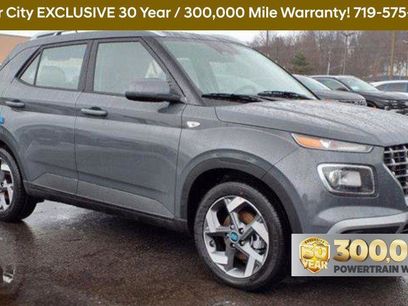 New 2025 Hyundai Venue SEL