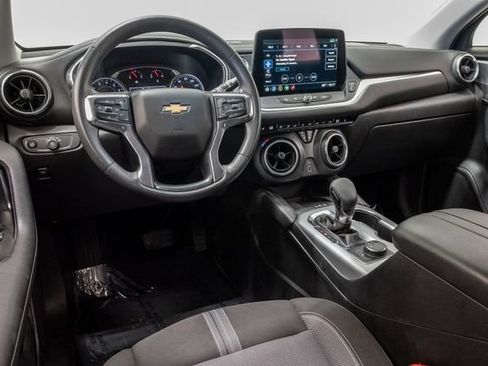 Used 2023 Chevrolet Blazer LT w/ Convenience Package FWD image 7