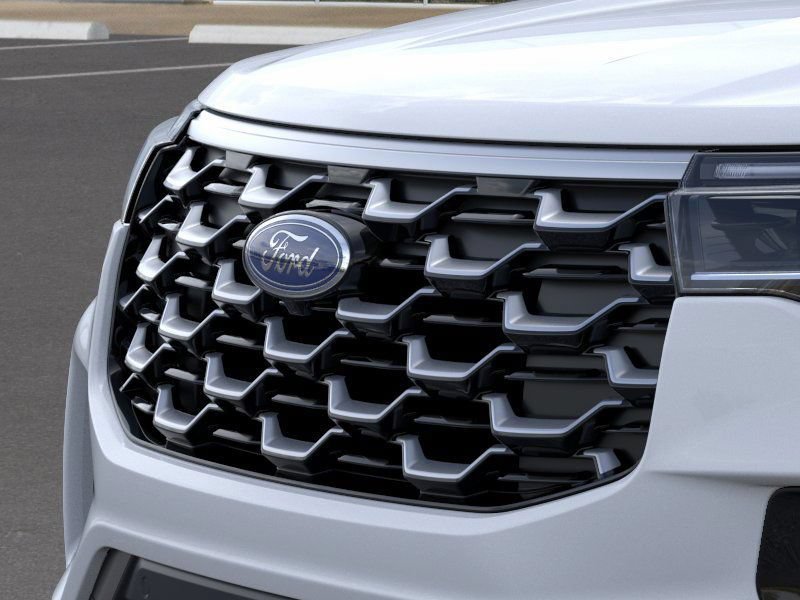 Used 2026 Ford Explorer Platinum w/ LUX Leather Package AWD/4WD image 10