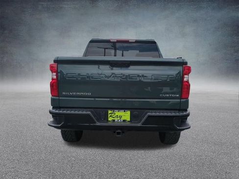 Used 2025 Chevrolet Silverado 1500 Custom Trail Boss AWD/4WD image 8