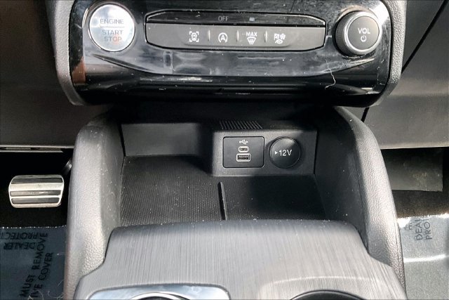 Used 2024 Ford Escape ST-Line w/ Tech Pack #1 AWD/4WD image 30