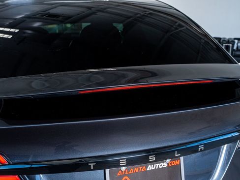 Used 2024 Tesla Model X image 23