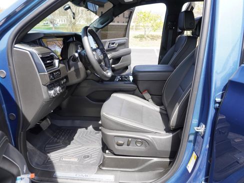 Used 2026 GMC Yukon XL Elevation w/ Elevation Premium Package image 28