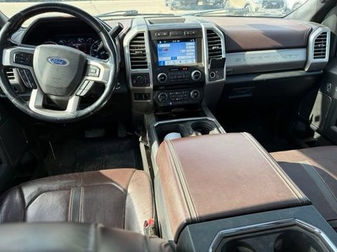 Used 2017 Ford F350 Platinum w/ Platinum Ultimate Package AWD/4WD image 16