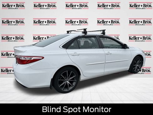 Used 2015 Toyota Camry XSE w/ Moonroof Package image 7