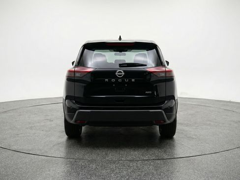 Used 2025 Nissan Rogue SV image 7