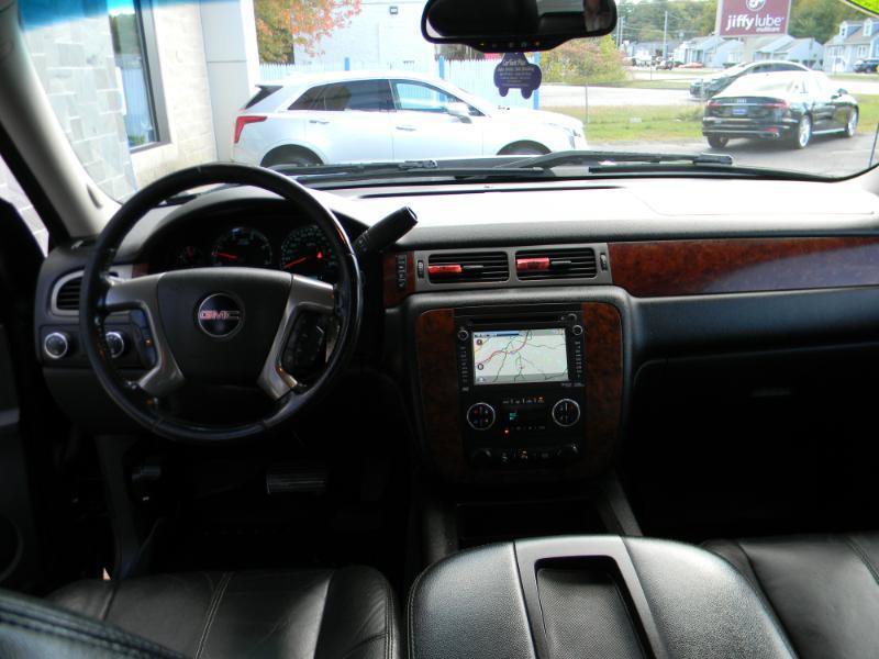 Used 2012 GMC Sierra 3500 SLT w/ SLT Convenience Package AWD/4WD image 20