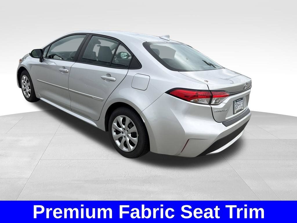 Used 2020 Toyota Corolla LE FWD image 12