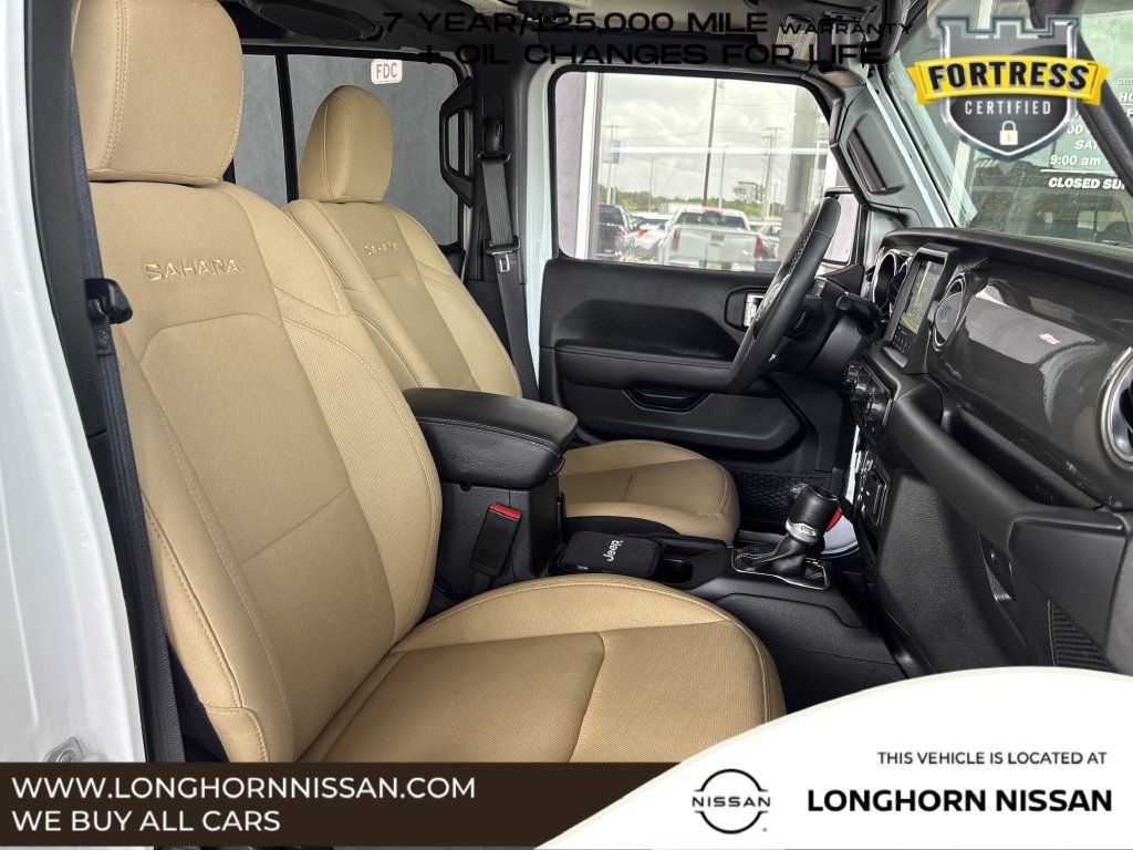 Used 2023 Jeep Wrangler Unlimited Sahara AWD/4WD image 27