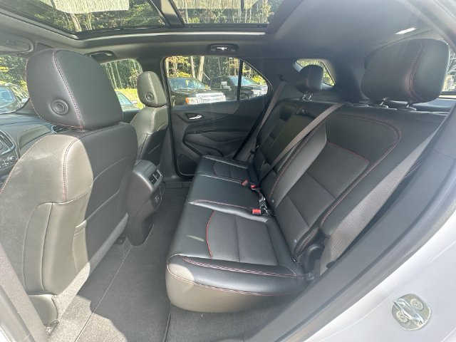 Used 2023 Chevrolet Equinox RS w/ RS Leather Package AWD/4WD image 30