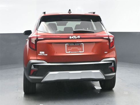 New 2026 Kia Seltos SX w/ SX Sunroof Package image 13