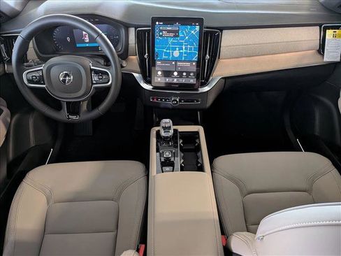 New 2026 Volvo XC90 T8 Core AWD/4WD image 16