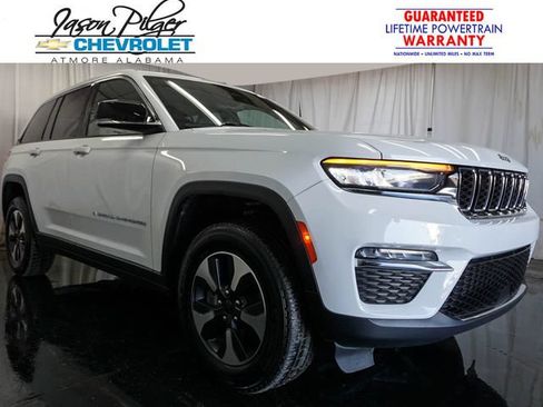 Used 2024 Jeep Grand Cherokee Limited 4xe AWD/4WD image 1