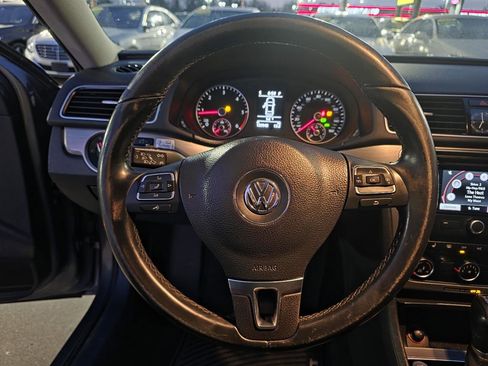 Used 2014 Volkswagen Passat TDI SE image 14