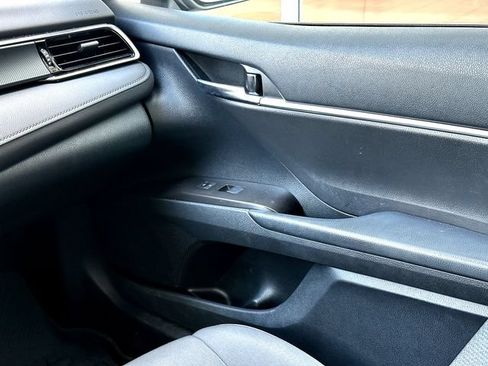 Used 2023 Toyota Camry LE w/ Convenience Package FWD image 28