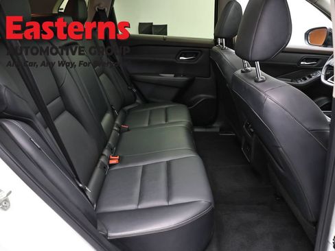 Used 2023 Nissan Rogue SV w/ SV Premium B Package AWD/4WD image 24