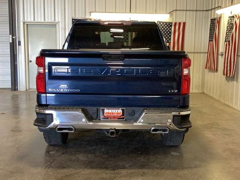 Used 2023 Chevrolet Silverado 1500 LTZ AWD/4WD image 5