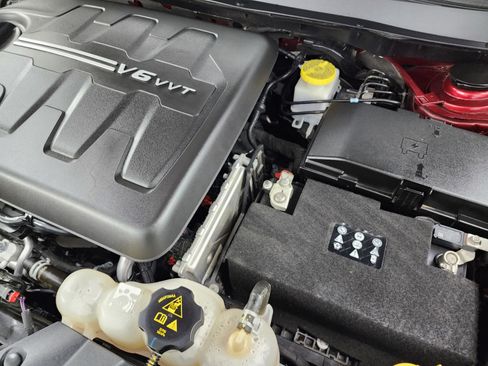 Used 2021 Jeep Cherokee Limited w/ Elite Package image 20