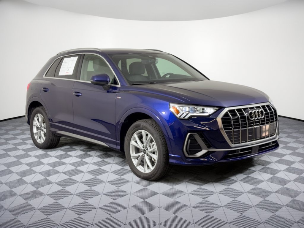 Used 2025 Audi Q3 2.0T Premium w/ Convenience Package AWD/4WD image 7