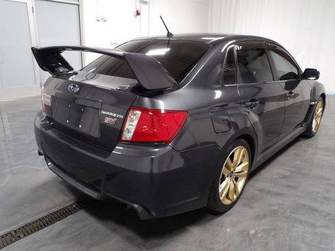 Used 2013 Subaru Impreza WRX STI image 5