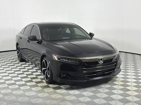 Used 2021 Honda Accord Sport image 2