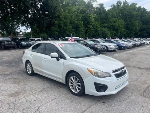 Used 2014 Subaru Impreza 2.0i Premium w/ All-Weather Package w/CVT AWD/4WD image 3