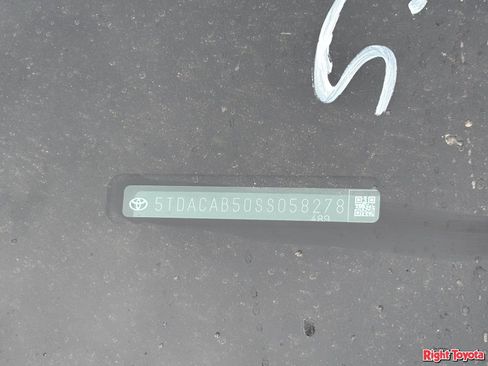 Certified 2025 Toyota Grand Highlander AWD Hybrid image 11