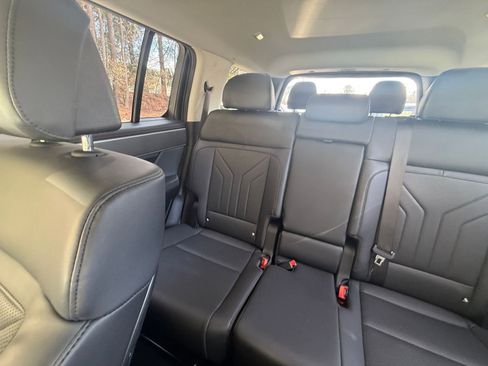 Used 2025 Hyundai Santa Fe SEL image 39