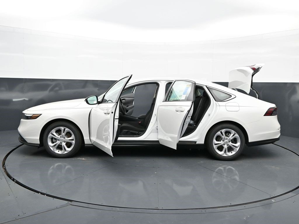 Used 2026 Honda Accord LX image 43