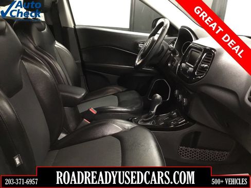Used 2018 Jeep Compass Latitude AWD/4WD image 34