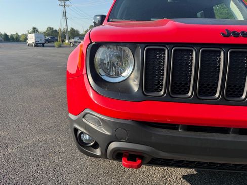 Used 2023 Jeep Renegade Trailhawk AWD/4WD image 5