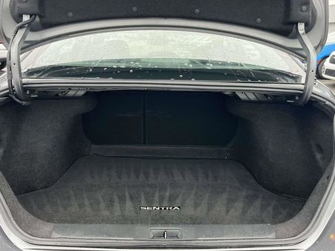 Used 2024 Nissan Sentra SV FWD image 19