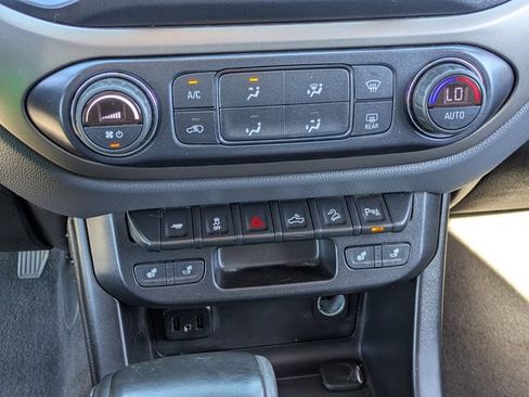 Used 2019 Chevrolet Colorado Z71 RWD image 23