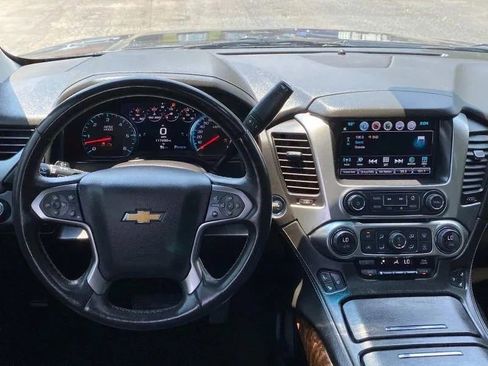 Used 2016 Chevrolet Suburban LTZ image 11