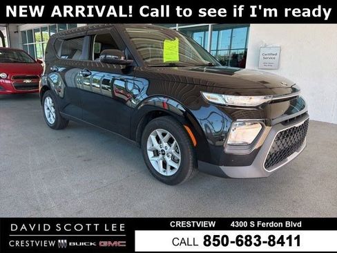 Used 2020 Kia Soul S FWD image 1