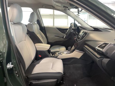 Used 2023 Subaru Forester image 14