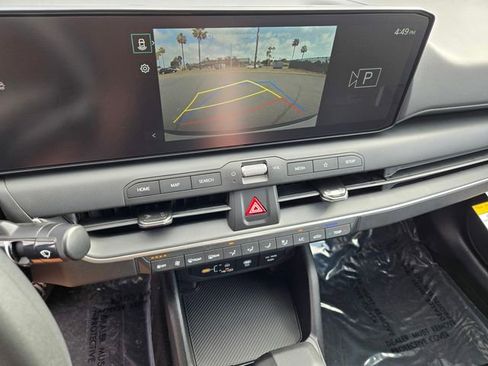 New 2026 Kia K4 FWD image 10