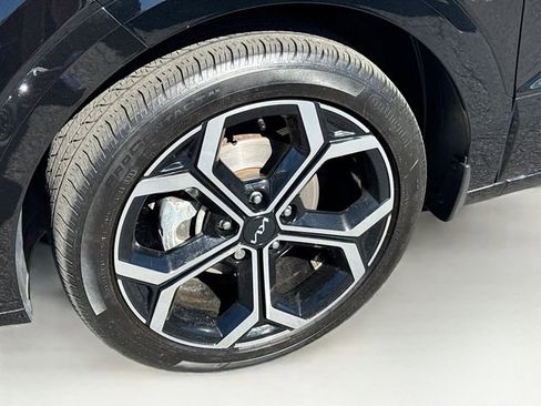 Used 2023 Kia Niro EX Touring image 36