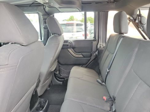 Used 2017 Jeep Wrangler Unlimited Sport w/ Quick Order Package 23S AWD/4WD image 24