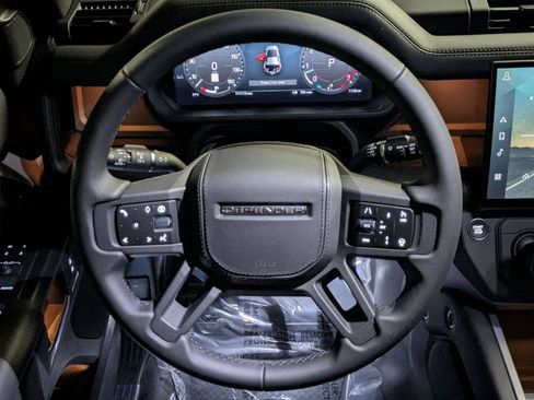 New 2026 Land Rover Defender 110 X AWD/4WD image 17